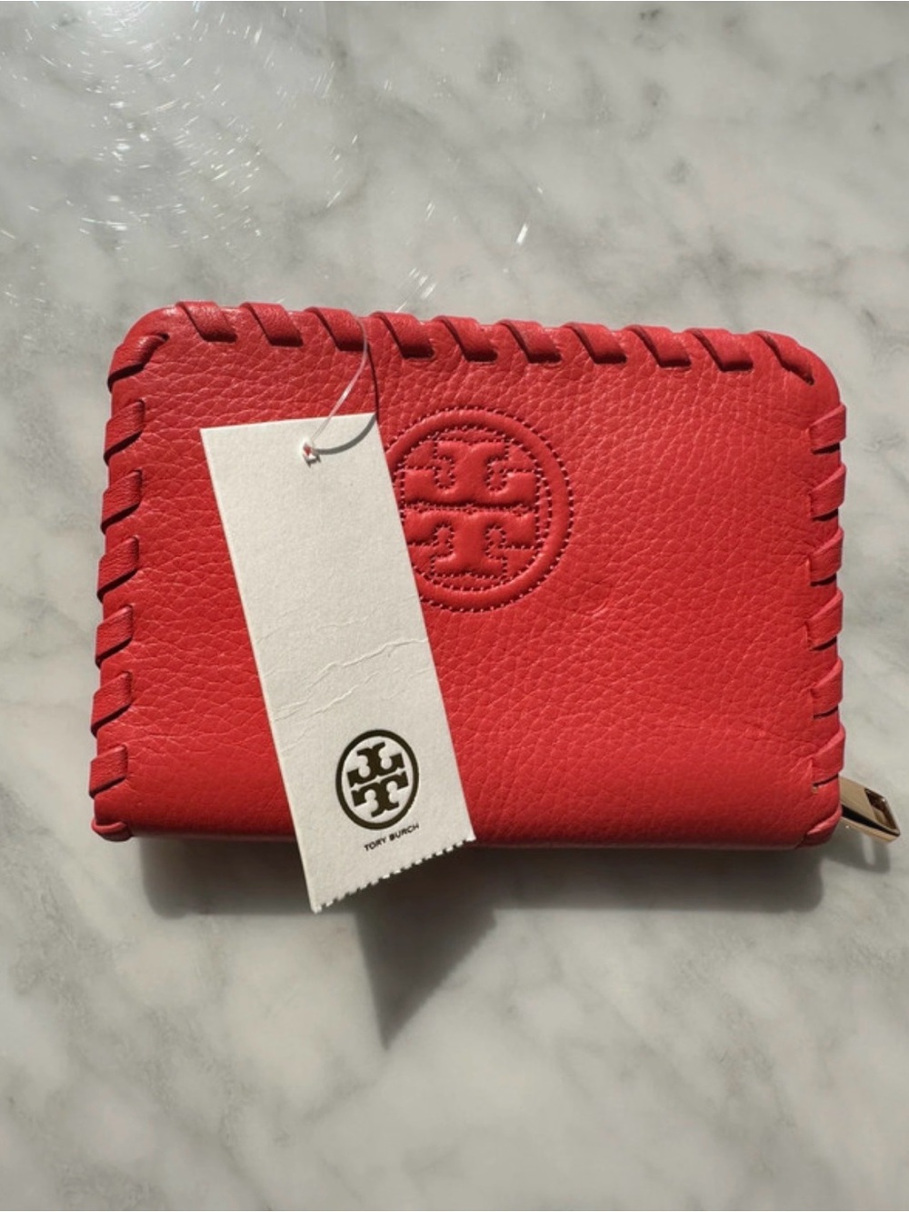 Tory Burch NWT Coral-Red Pebble Leather Zip Wallet with Whipstitch Trim